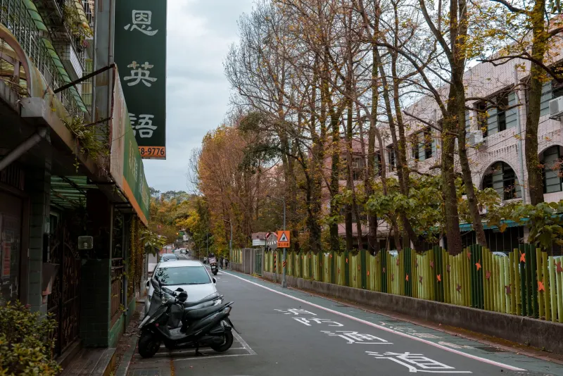 全车车饰定制服务案例：从脚垫到后备箱垫的一站式配套