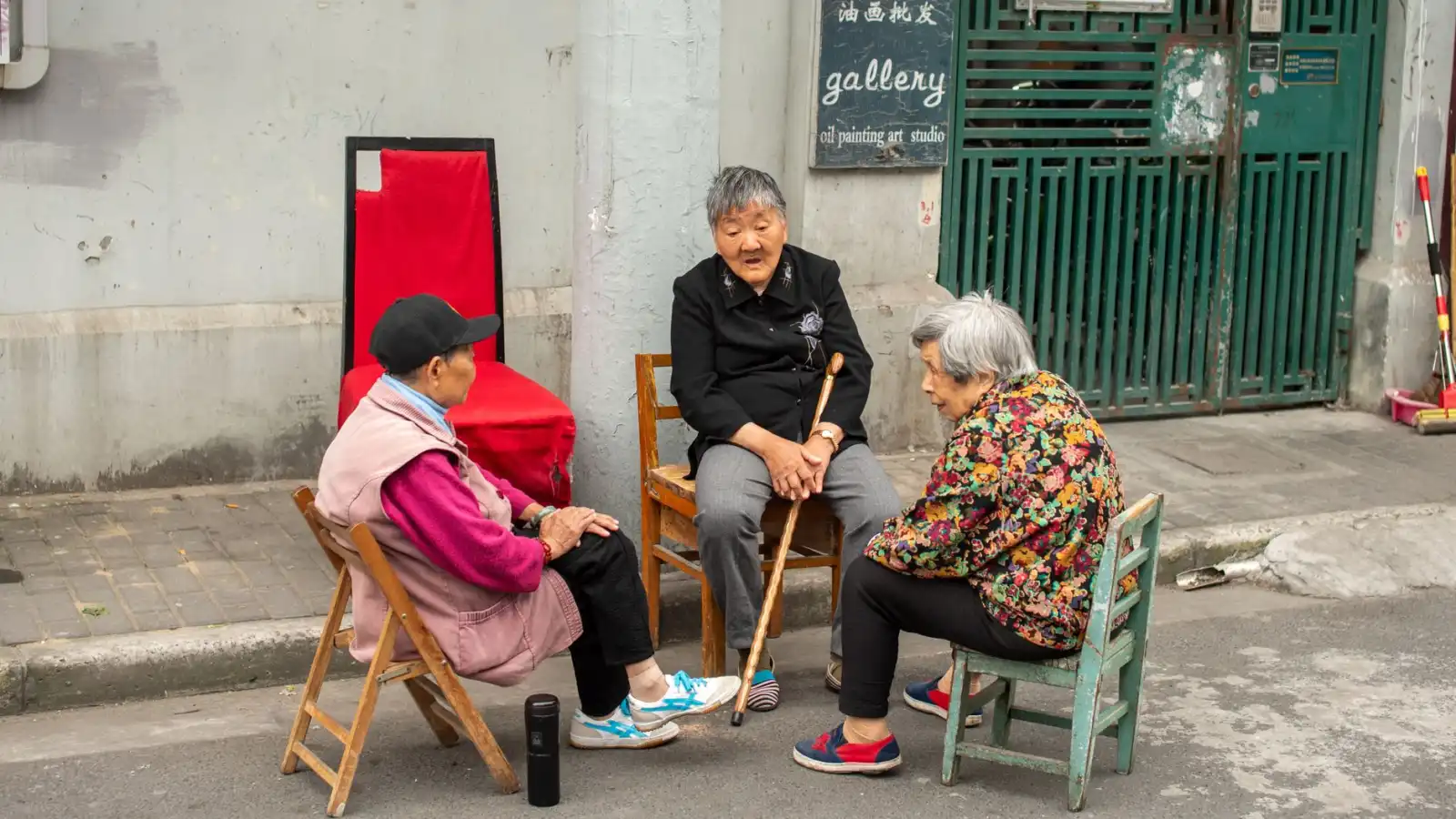 专车专用版型在汽车座垫定制中的应用案例与设计要点
