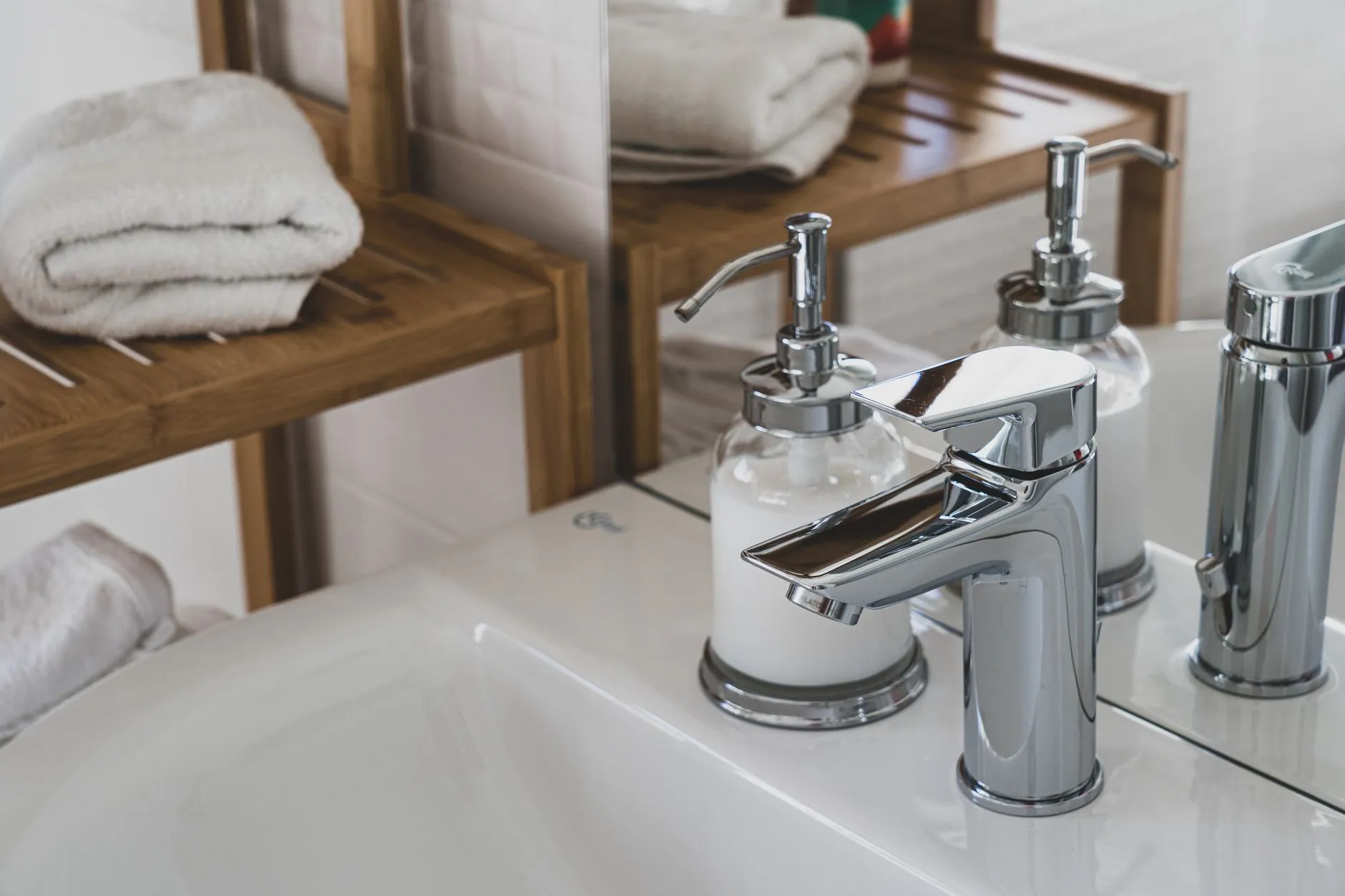 重庆专车专用环保汽车脚垫材质对比与选型指南