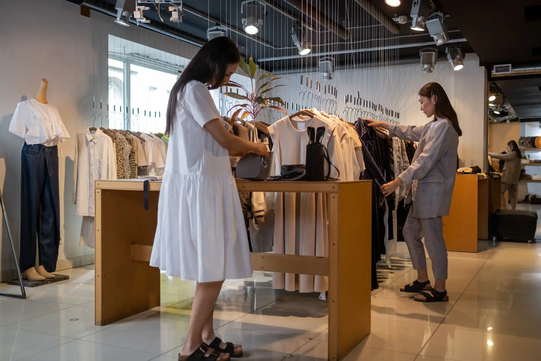 2024年汽车脚垫市场价格趋势与产品技术优势分析