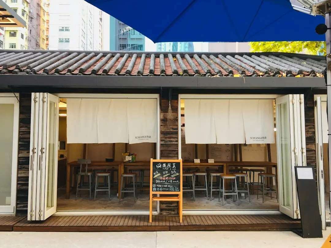 汽车脚垫与后备箱垫材质对比：环保耐磨材料的性能分析